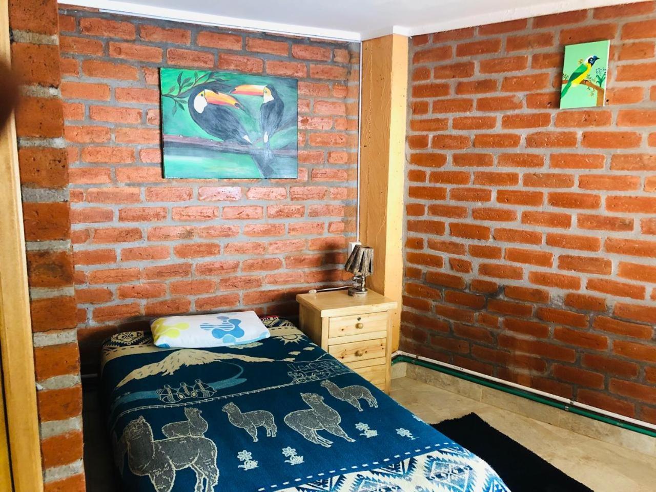 Hostal La Casa Amarilla City Banos  Exterior photo